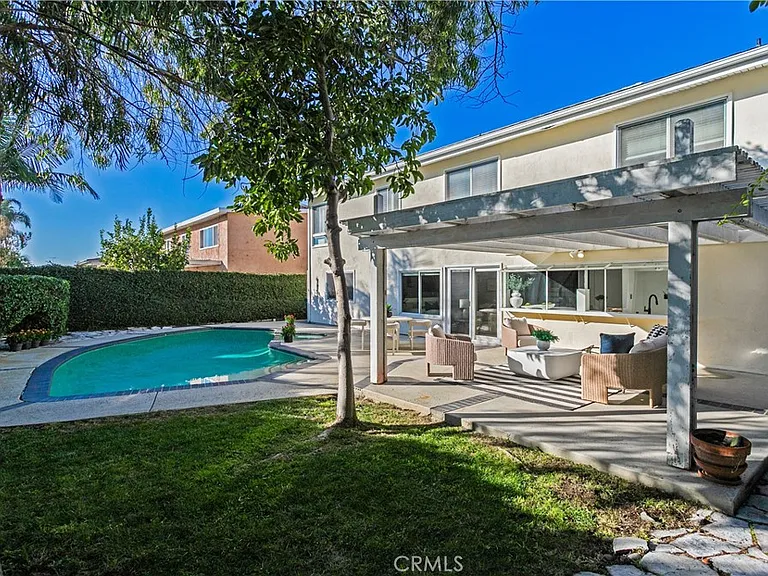 9882 Kings Canyon Dr — Photo 39