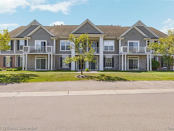 2nd image of 1128 Alameda Blvd