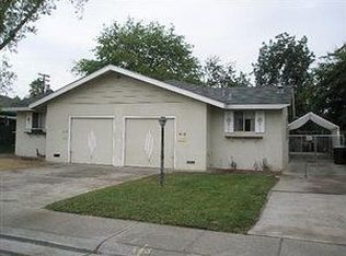 8008 Loucreta Dr, Sacramento, CA 95828