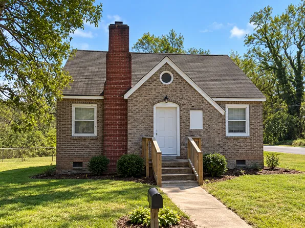 101 N Branch St, Reidsville, NC 27320