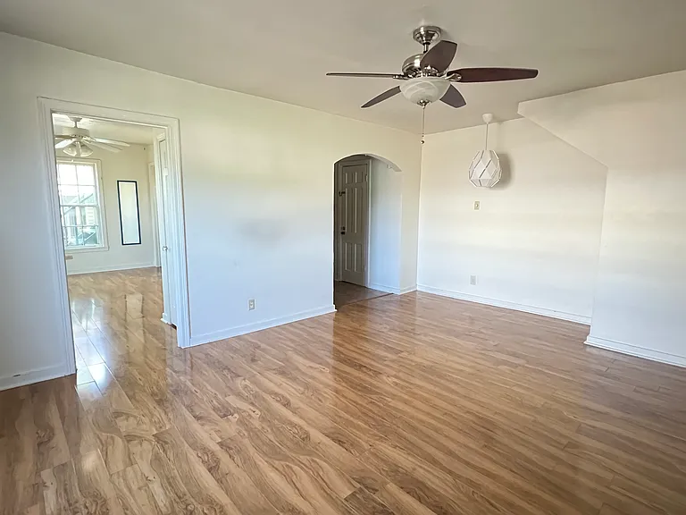 3821 Woodleigh St #1 — Photo 5