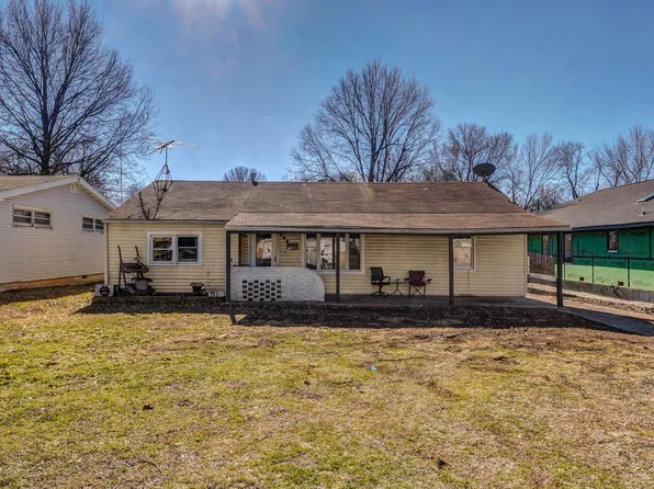 848 W Whiteside Street, Springfield, MO 65807
