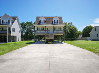 328 Chadwick Acres Rd, Sneads Ferry, NC 28460