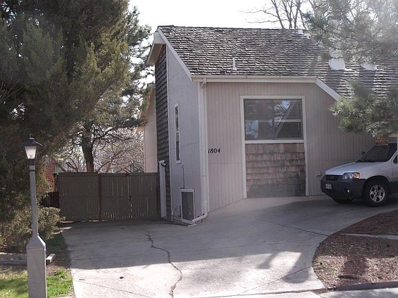 2nd image of 1804 Lincoln Dr