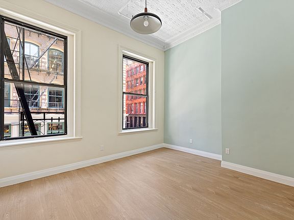 4th image of 33 Howard St #3