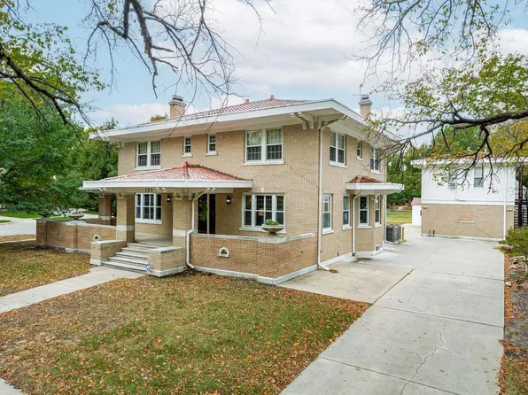 103 N Crestway St, Wichita, KS 67208