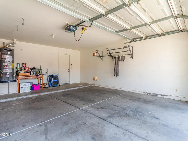 12545 W Cambridge Ave — Photo 27