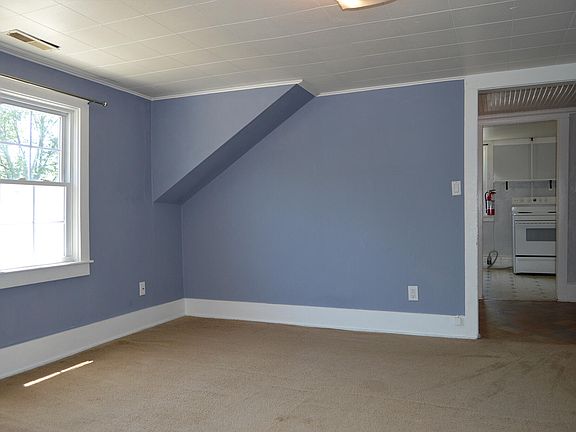 5th image of 813 Carroll Ave
