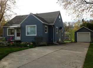 1110 N 4th St, Watertown, WI 53098