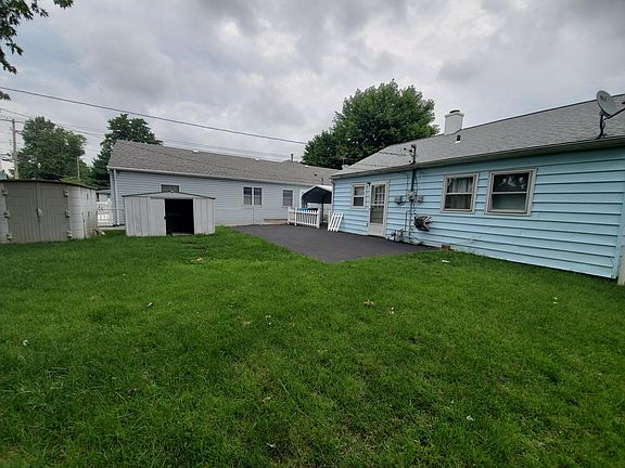 2nd image of 212 S 14th St