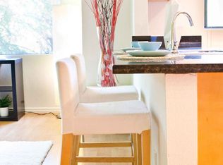 APT VIA MARISOL, Los Angeles, CA 90042