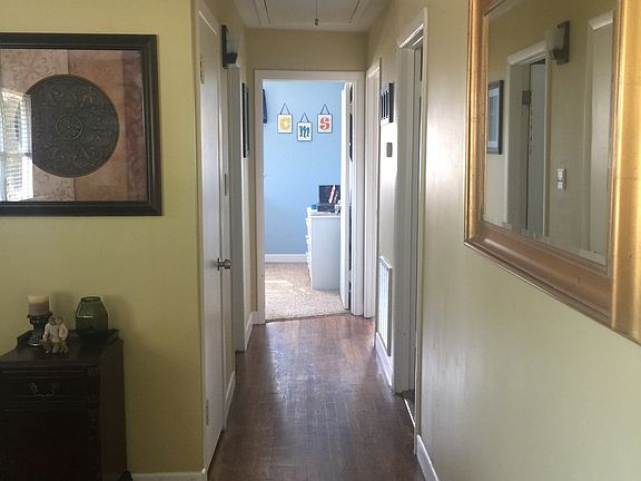 2nd image of 104 Winston Dr