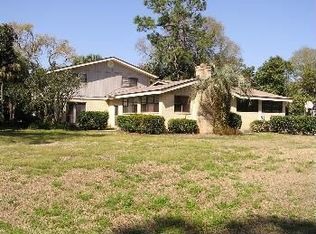 10095 Golf Club Dr, Jacksonville, FL 32256