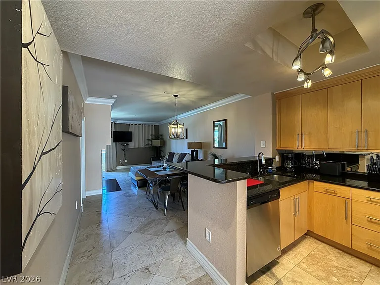 210 E Flamingo Rd #426 — Photo 2