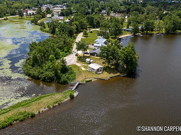 3rd image of 3741 E Shore Dr
