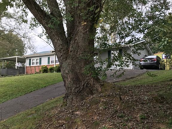 2nd image of 333 Laurel Dr