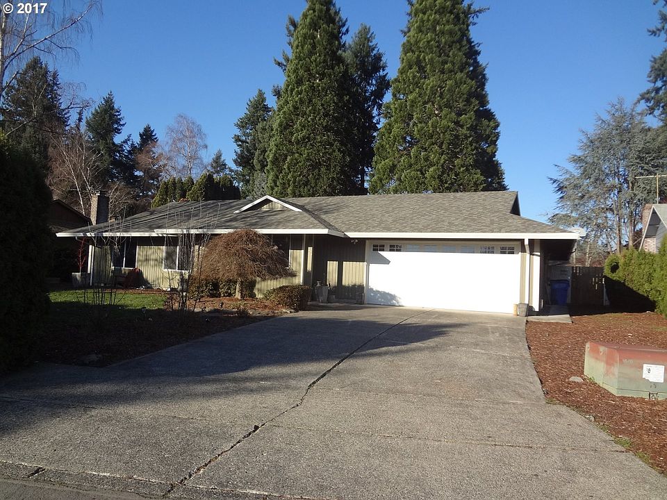 1st image of 10212 NE 9th St