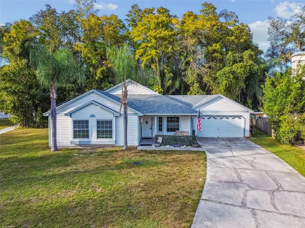 7501 Fawn Lake Rd, New Port Richey, FL 34655