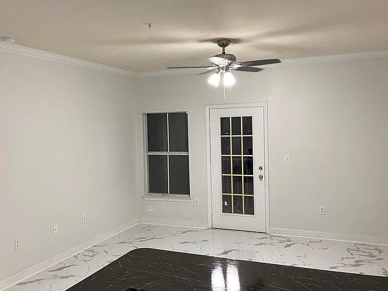 18355 Bridle Club Dr — Photo 4