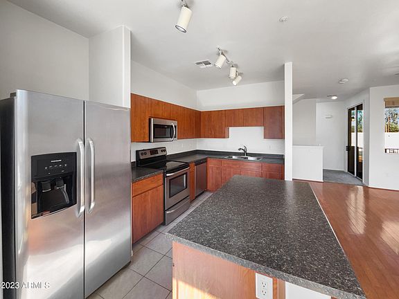 3rd image of 2450 W GLENROSA Avenue #38