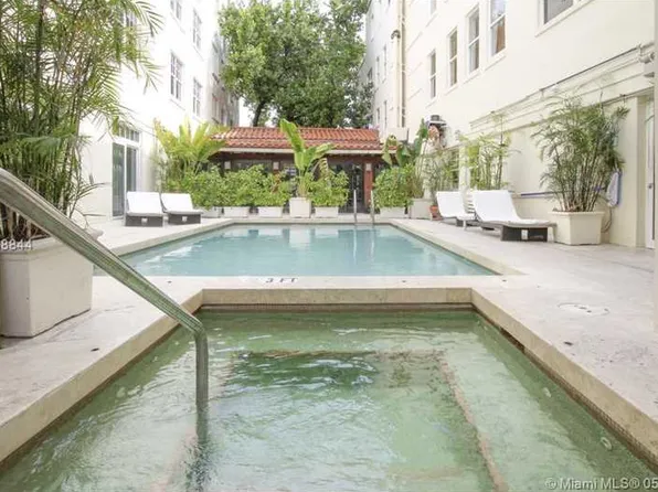 100 Collins Ave #210, Miami Beach, FL 33139