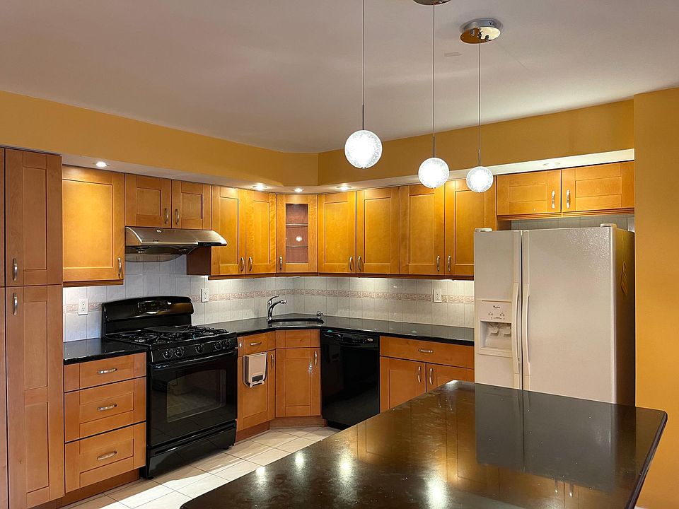 1st image of 71-22 164th St #2F
