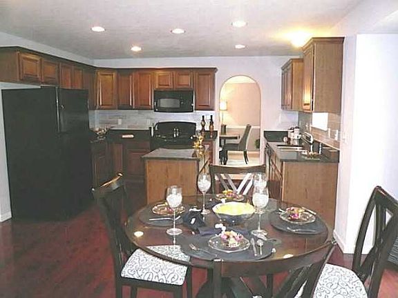 2nd image of 105 Longwood Crossing Blvd #14