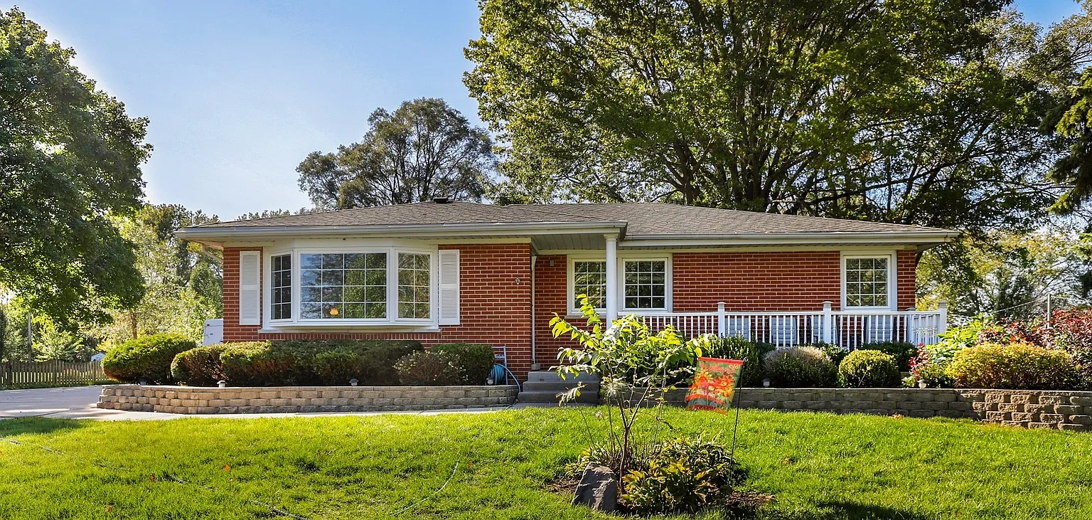 4N726 Country Club Dr photo 1