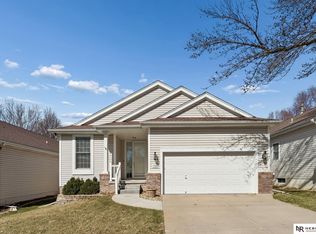 17202 Hickory Plz, Omaha, NE 68130