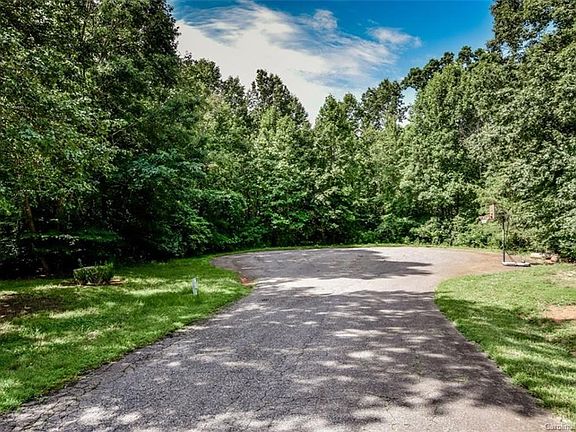 4th image of LOT 2 Stockbridge Ln