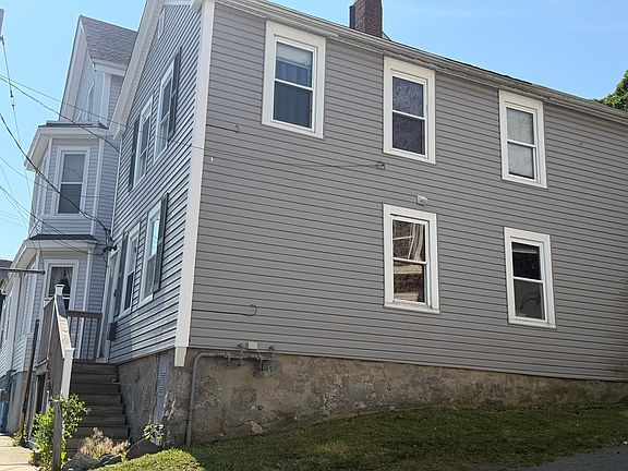 2nd image of 149 Franklin St