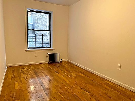 1st image of 610 W 204th St Floor 5