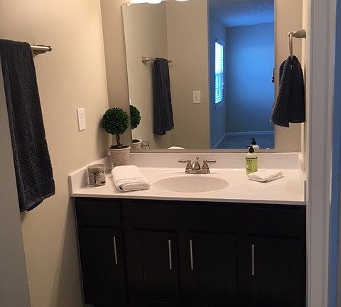 4th image of 538 Heatherbrooke Way