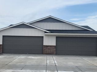 2885 S Cedar Crest St Suite 200, Wichita, KS 67209