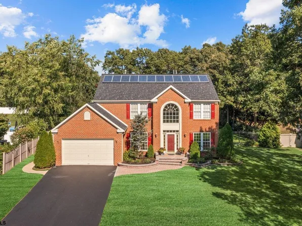 126 Marshall Dr, Egg Harbor Township, NJ 08234