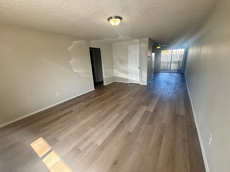 Fairway Village — Photo 8