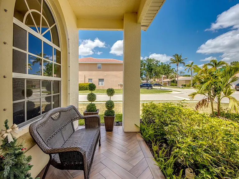 Blue Cypress Lake Ct — Photo 73