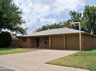 809 NW Avenue M Pl, Andrews, TX 79714