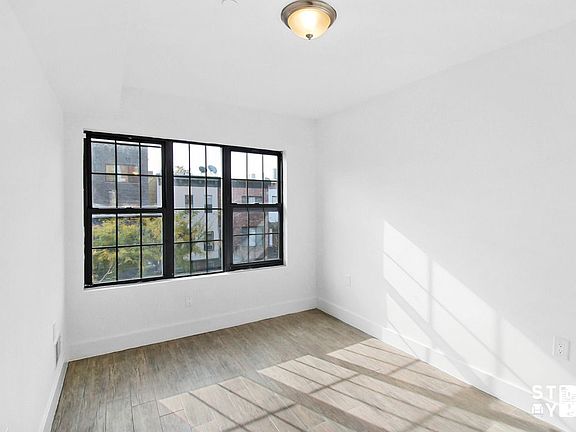 4th image of 955 Lafayette Ave #3H