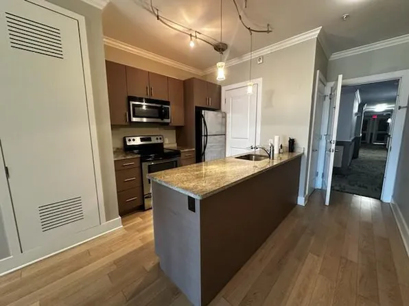 103 Prospect St #301, Stamford, CT 06901