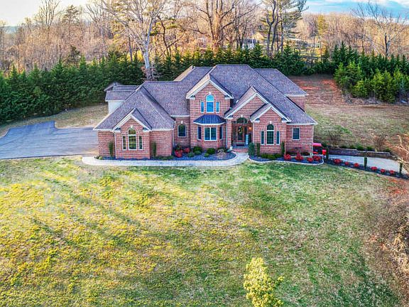 2nd image of 143 Clements Dr