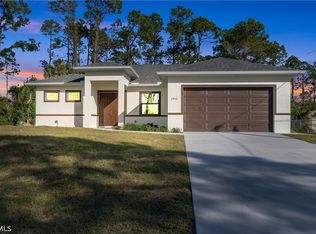 2604 9th St SW, Lehigh Acres, FL 33976