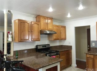922 Evonda St, Santa Ana, CA 92703