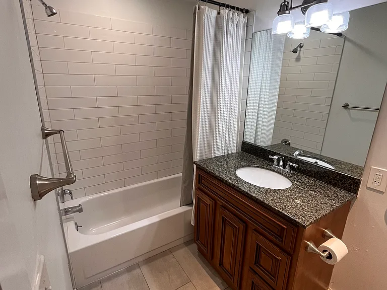 216 S Edison Ave — Photo 15