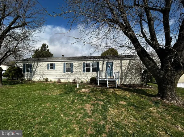 70 Vintage Ln #70, Honey Brook, PA 19344