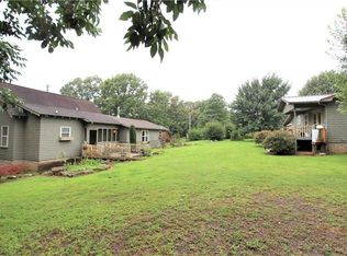 17838 Old Locke Rd, Mountainburg, AR 72946