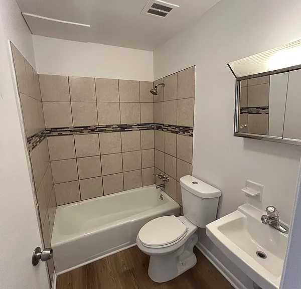 302 Hillside Dr #3 — Photo 10