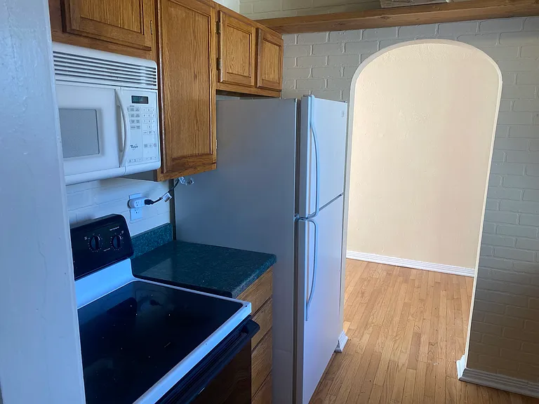 1527 S Fillmore St — Photo 6