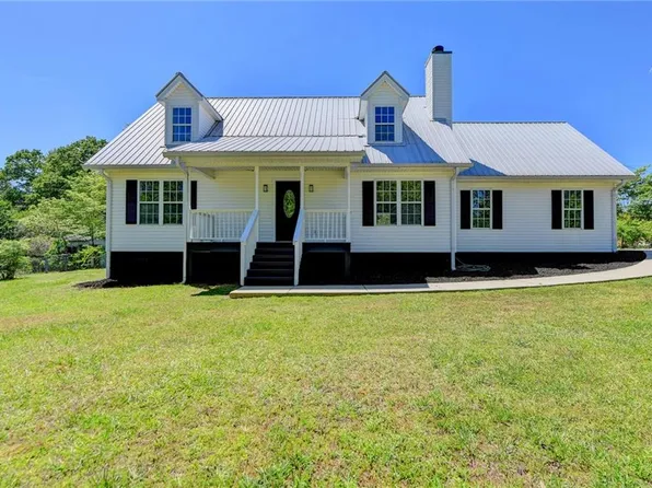3121 Sardis Rd, Gainesville, GA 30506