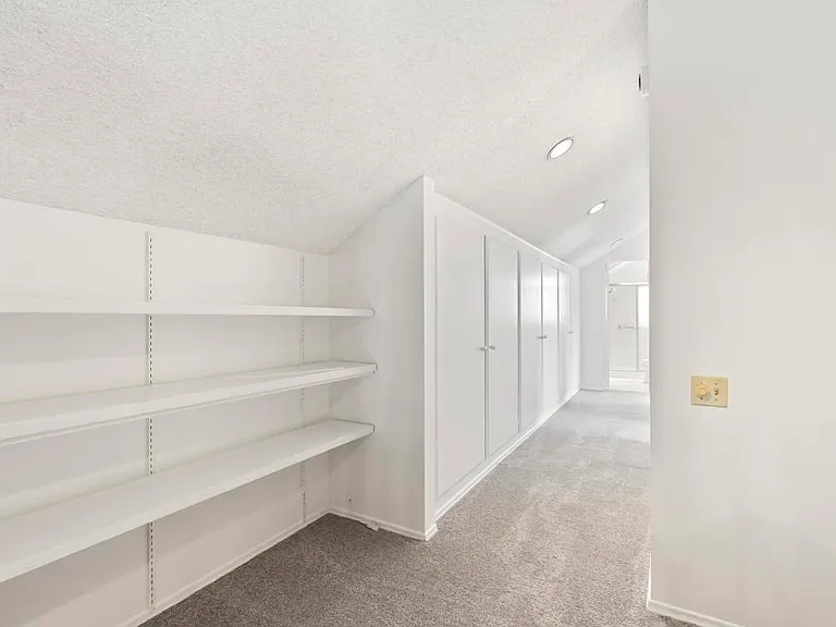 16138 Via Madera Circa E — Photo 27